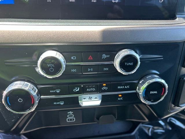 Used 2025 Black Ford XLT image 19