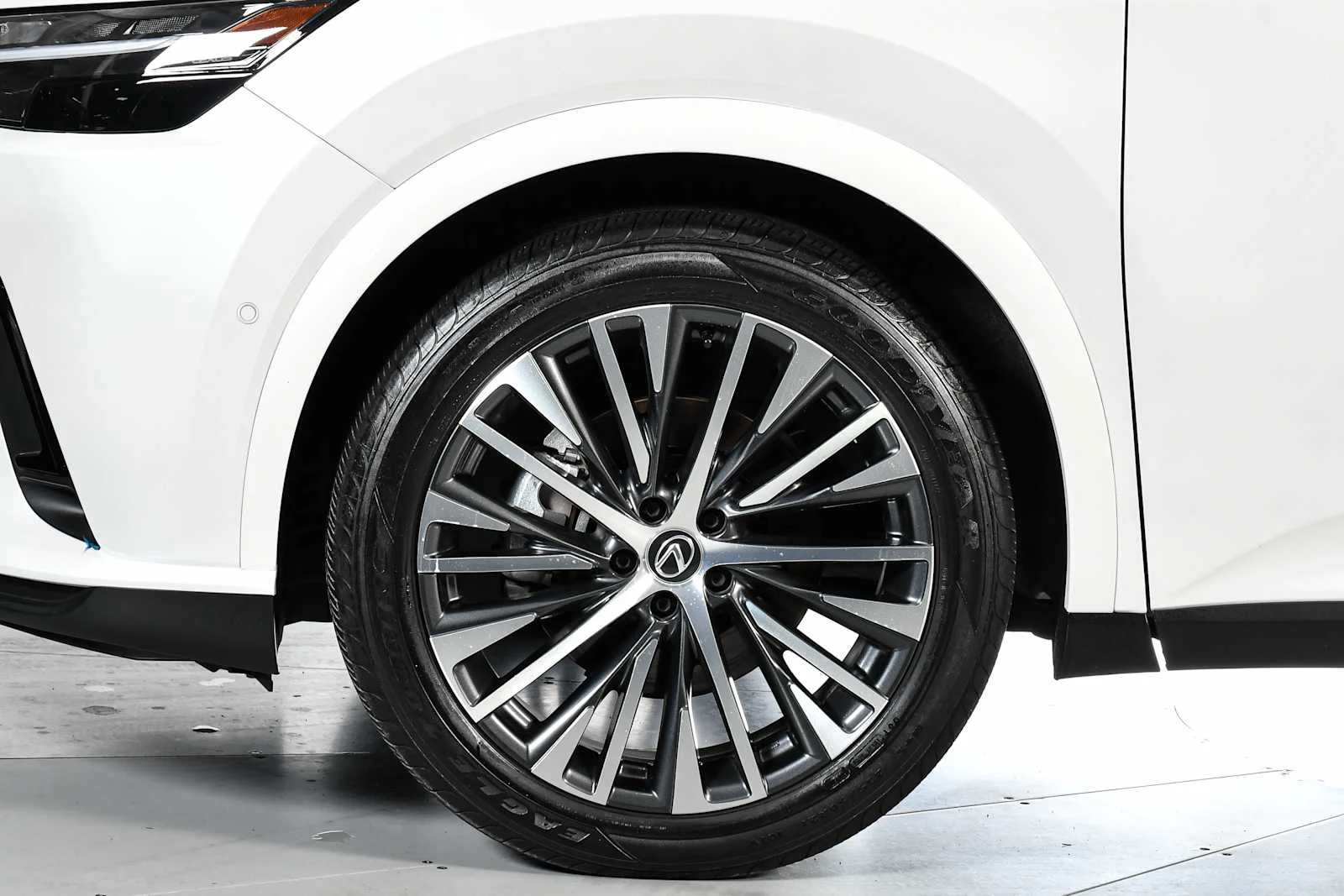 Certified Used 2025 EMINENT WHITE PEARL Lexus Premium Plus image 12