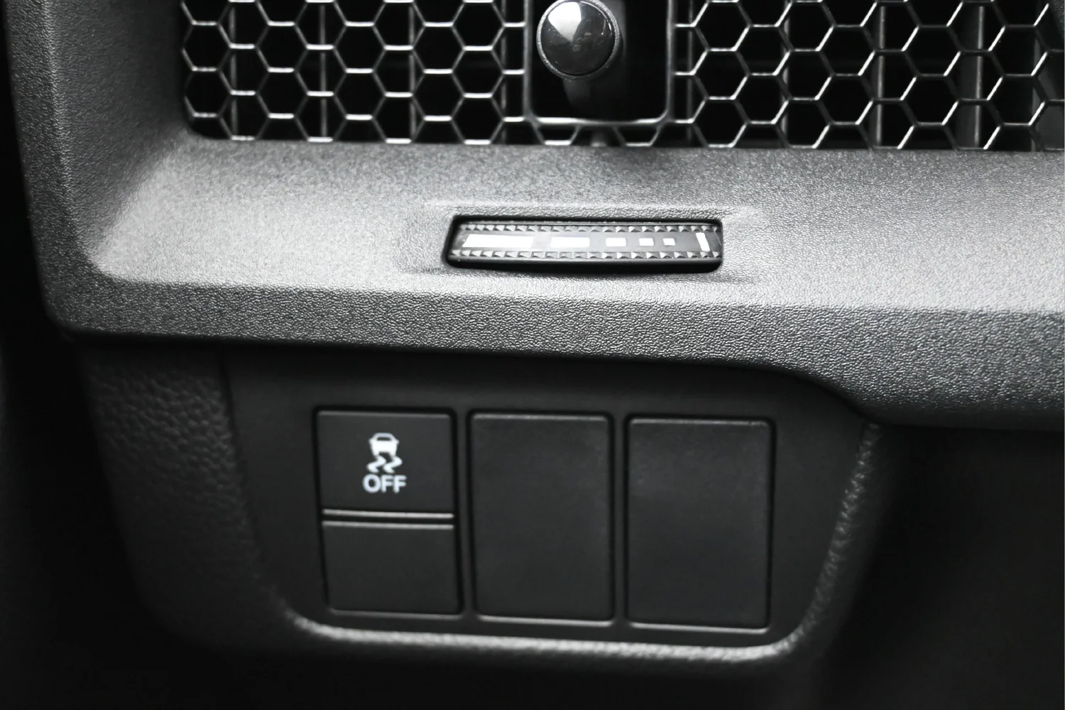 Used 2024  Honda Sport image 9