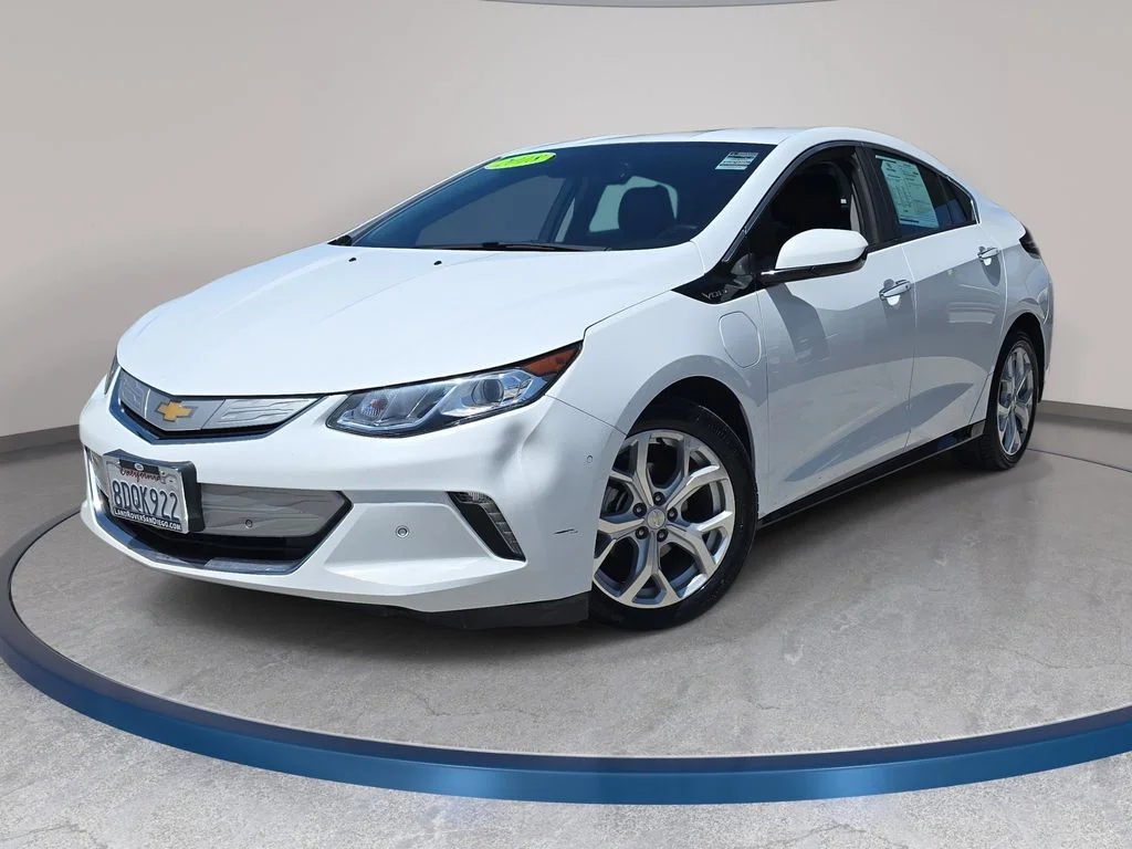 2018 Chevrolet Volt Premier's photo