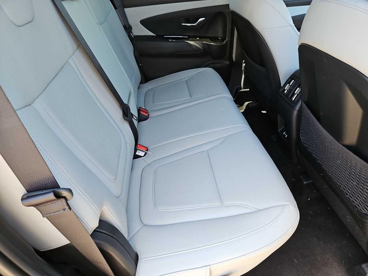 2025 Hyundai Santa Cruz Limited - Photo 21