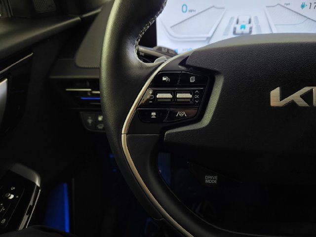 2023 Kia EV6 GT - Photo 24