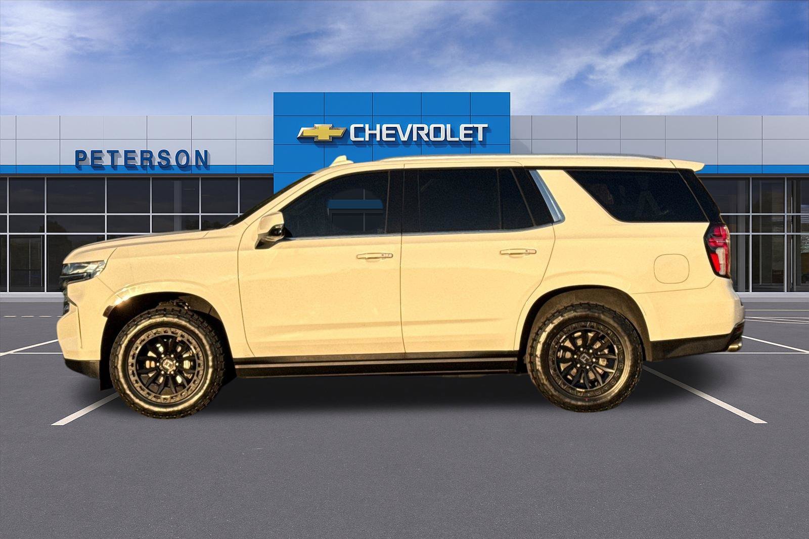 Used 2021 White Chevrolet High Country image 7