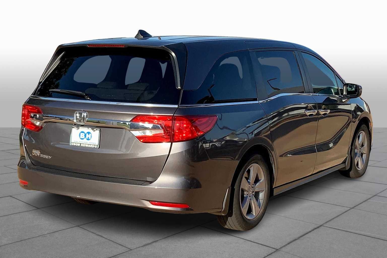 Used 2018 Modern Steel Metallic Honda EX-L image 12