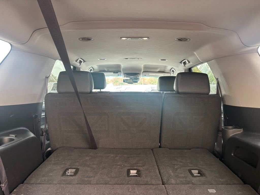 Used 2017 Summit White GMC SLT image 19