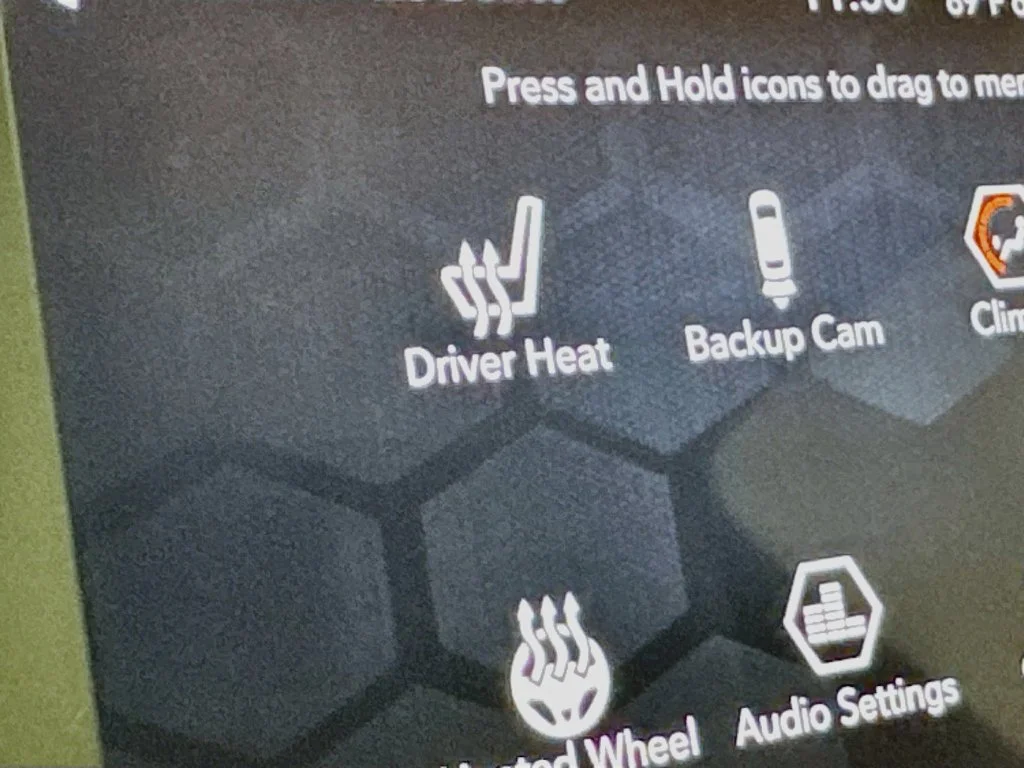 Used 2019 Black Jeep Latitude Plus image 25