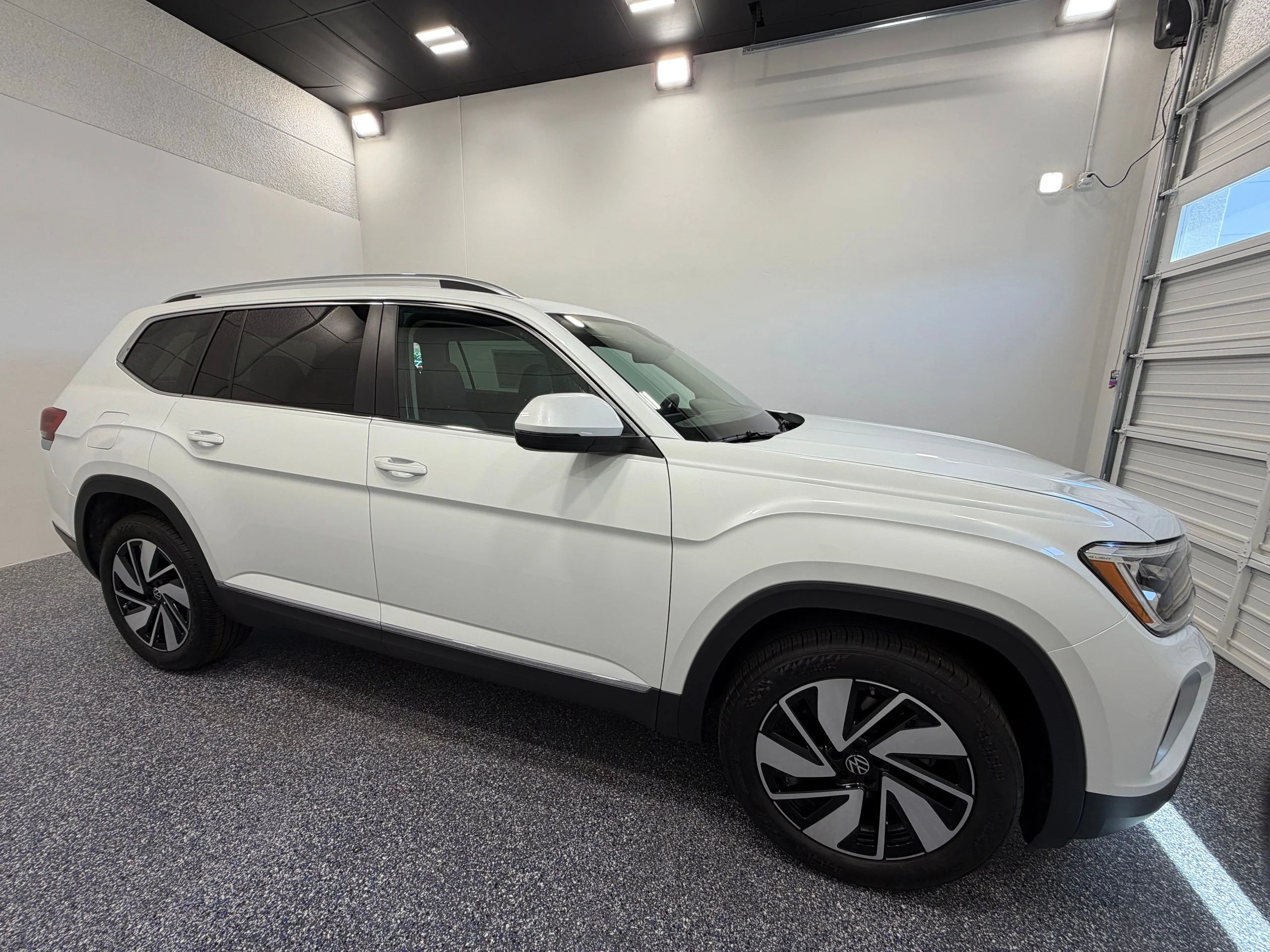 New 2026 White Volkswagen 2.0T SEL image 8