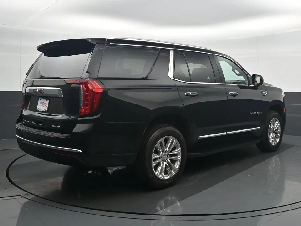 Used 2024 Black GMC SLT image 6
