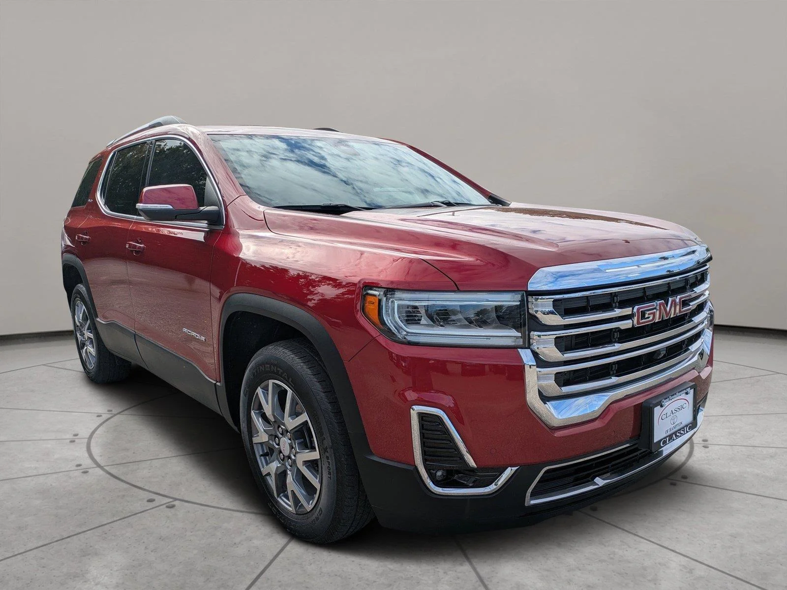 Used 2023 Volcanic Red Tintcoat GMC SLT image 1