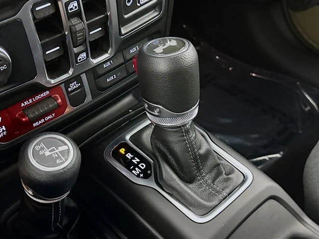 Used 2025 Green Jeep Willys image 16