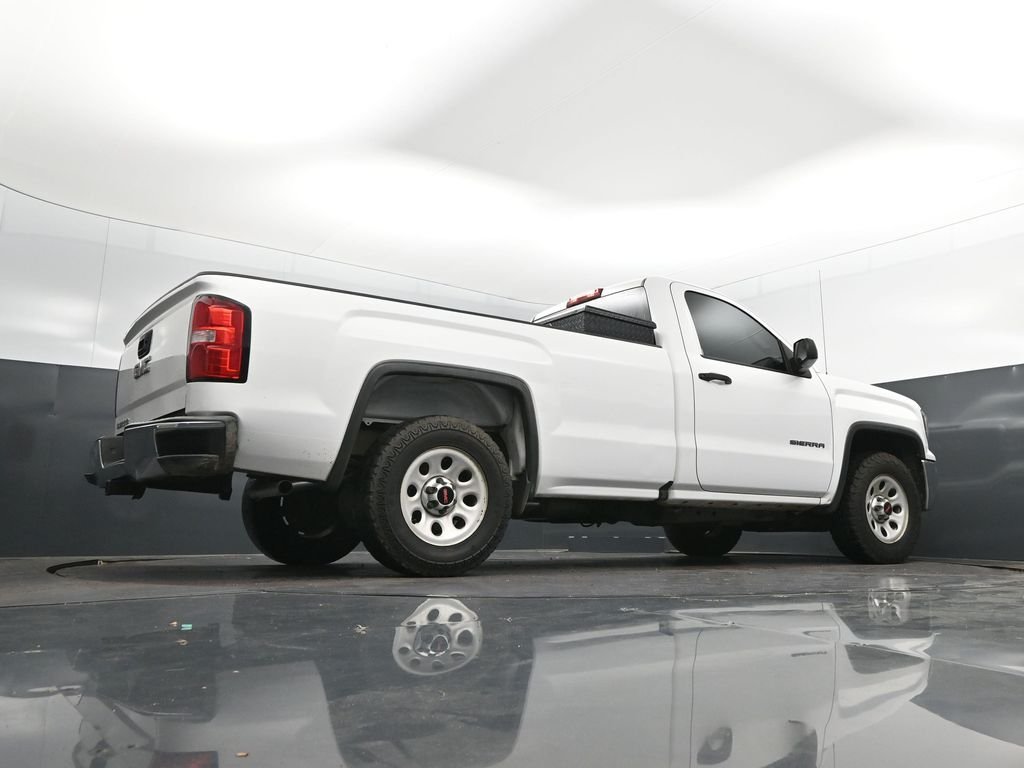 Used 2016 White GMC Base image 37