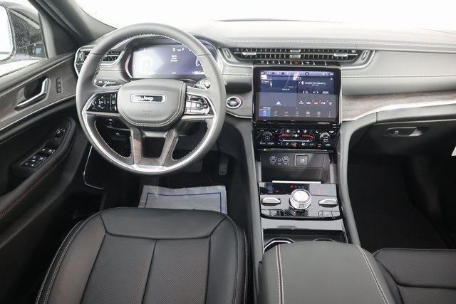 2025 Jeep Grand Cherokee L Overland - Photo 6