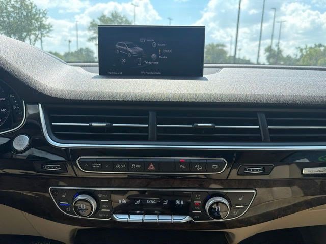 Used 2018 White Audi Prestige image 27