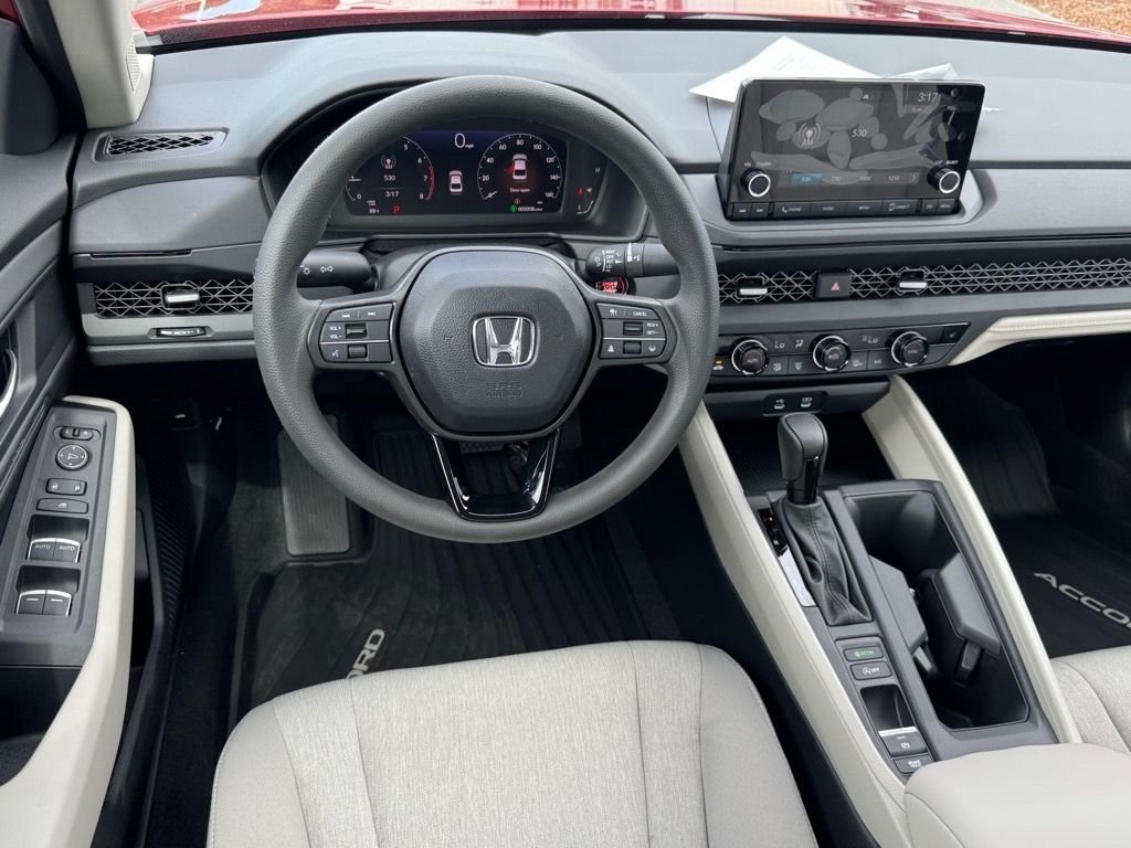 2025 Honda Accord SE - Photo 6