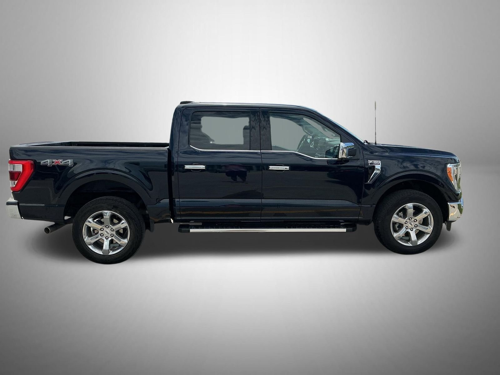 2023 Ford F-150 Lariat 4x4 SuperCrew 5-1/2 Box's photo