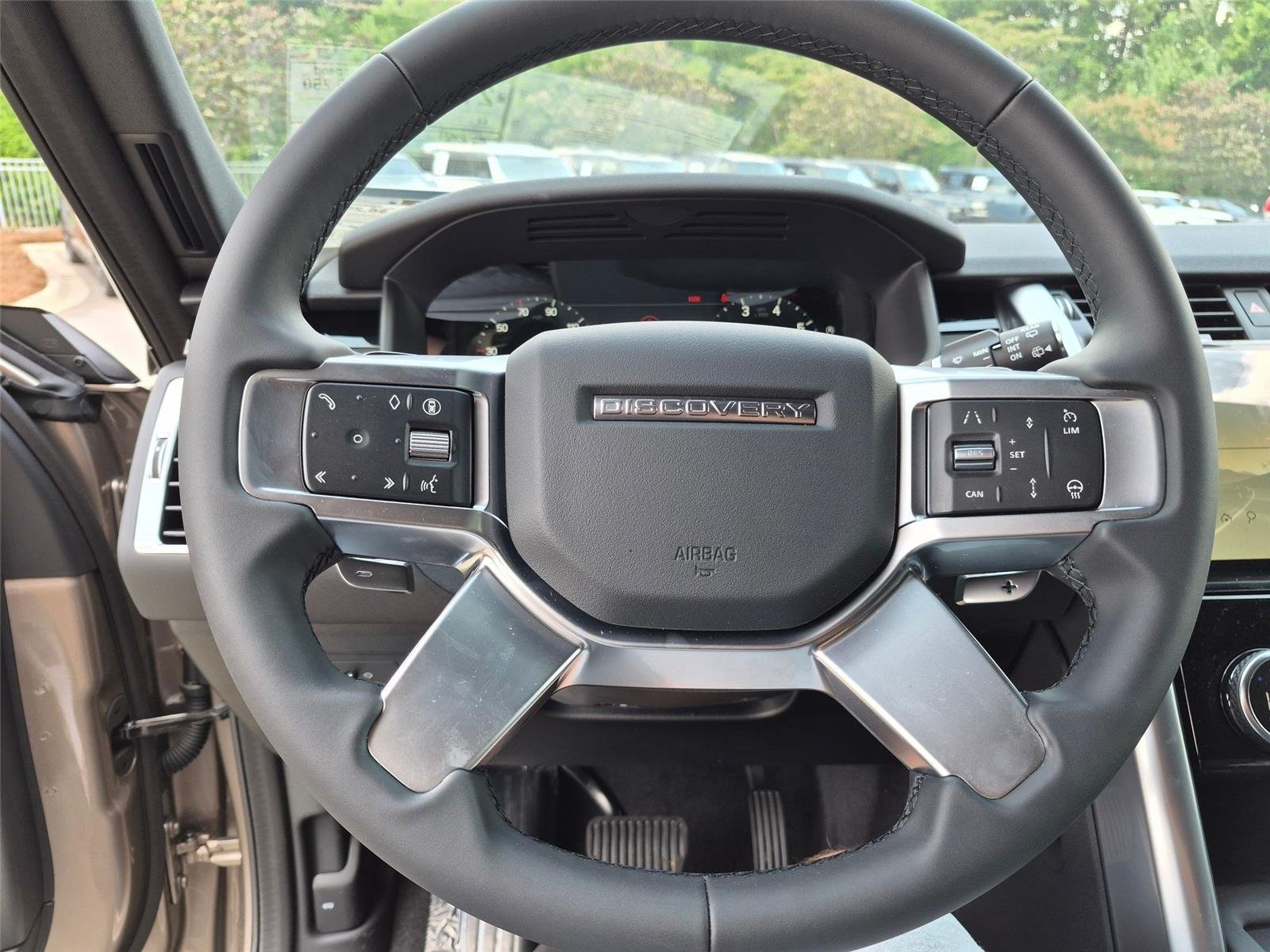 New 2026 Lantau Bronze Metallic Land Rover S image 9