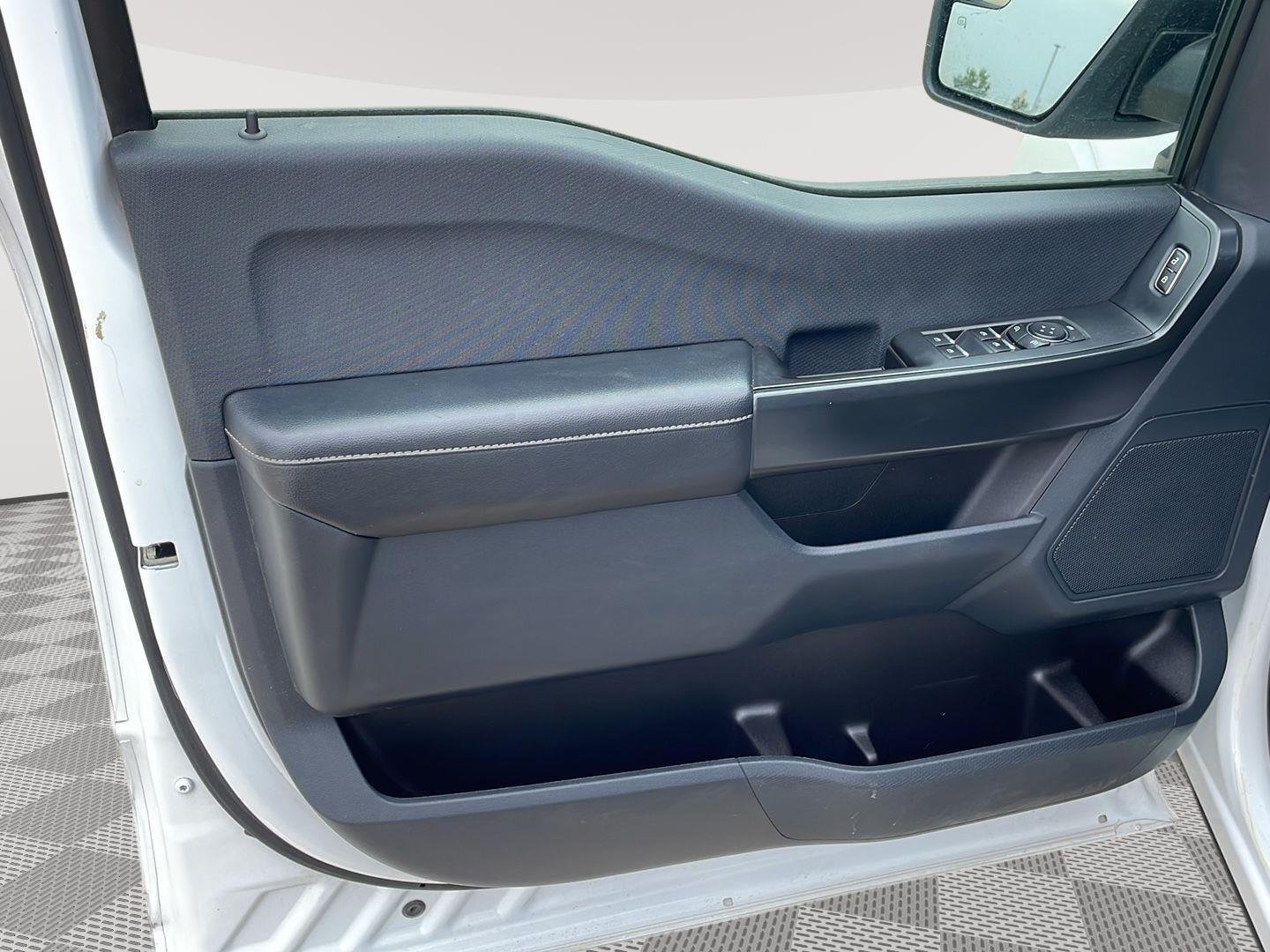 Certified Used 2022 Oxford White Ford XL image 14