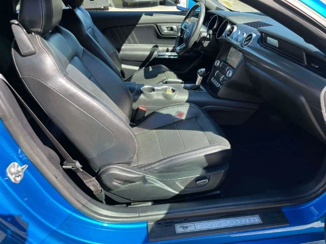 Used 2019 Blue Ford GT Premium image 15
