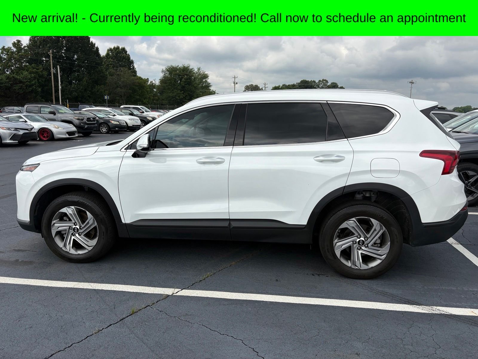 Used 2023 White Pearl Hyundai SEL image 7