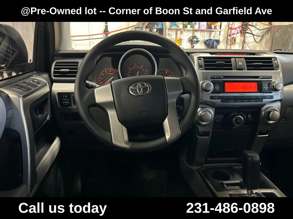 Used 2011  Toyota Trail image 16