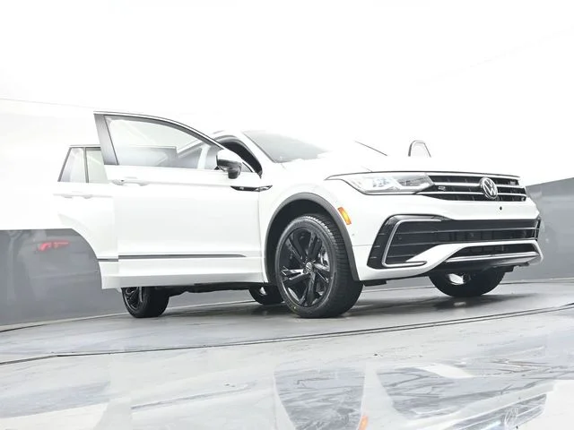 Used 2023 White Volkswagen 2.0T SEL R-Line image 42