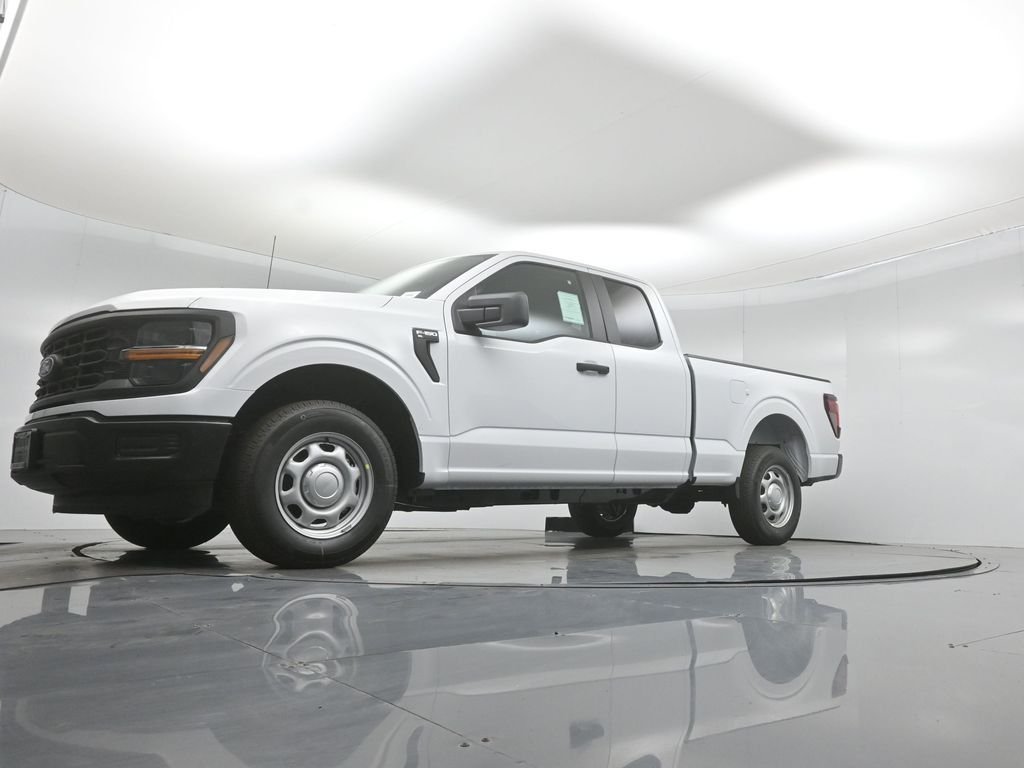 New 2026 Oxford White Ford XL image 37