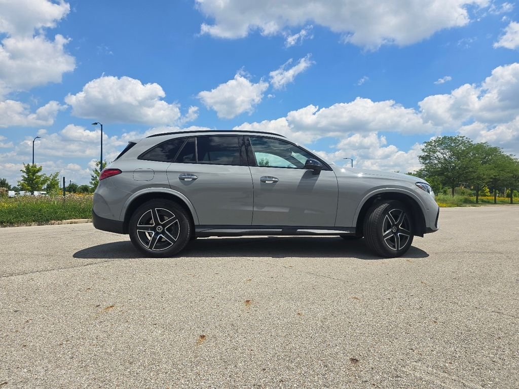 Used 2026 Alpine Grey Mercedes-Benz GLC 300 image 19