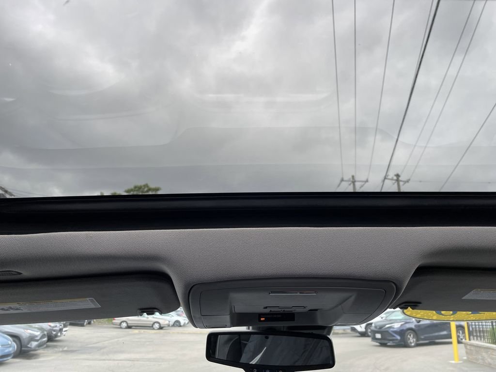 Used 2018 Black Chevrolet High Country image 22