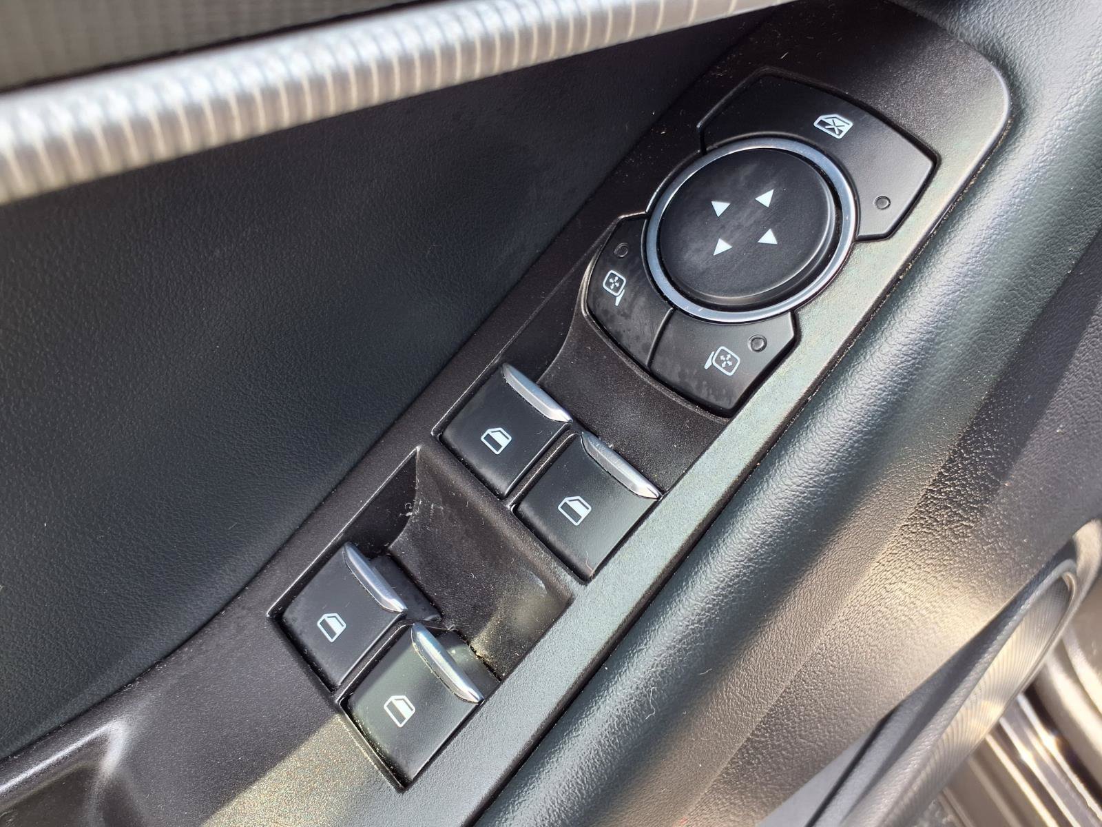 Used 2025 Agate Black Metal Ford ST-Line image 15