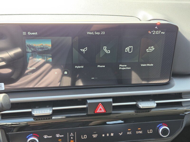 New 2027 Gravity Gray Kia LX image 11