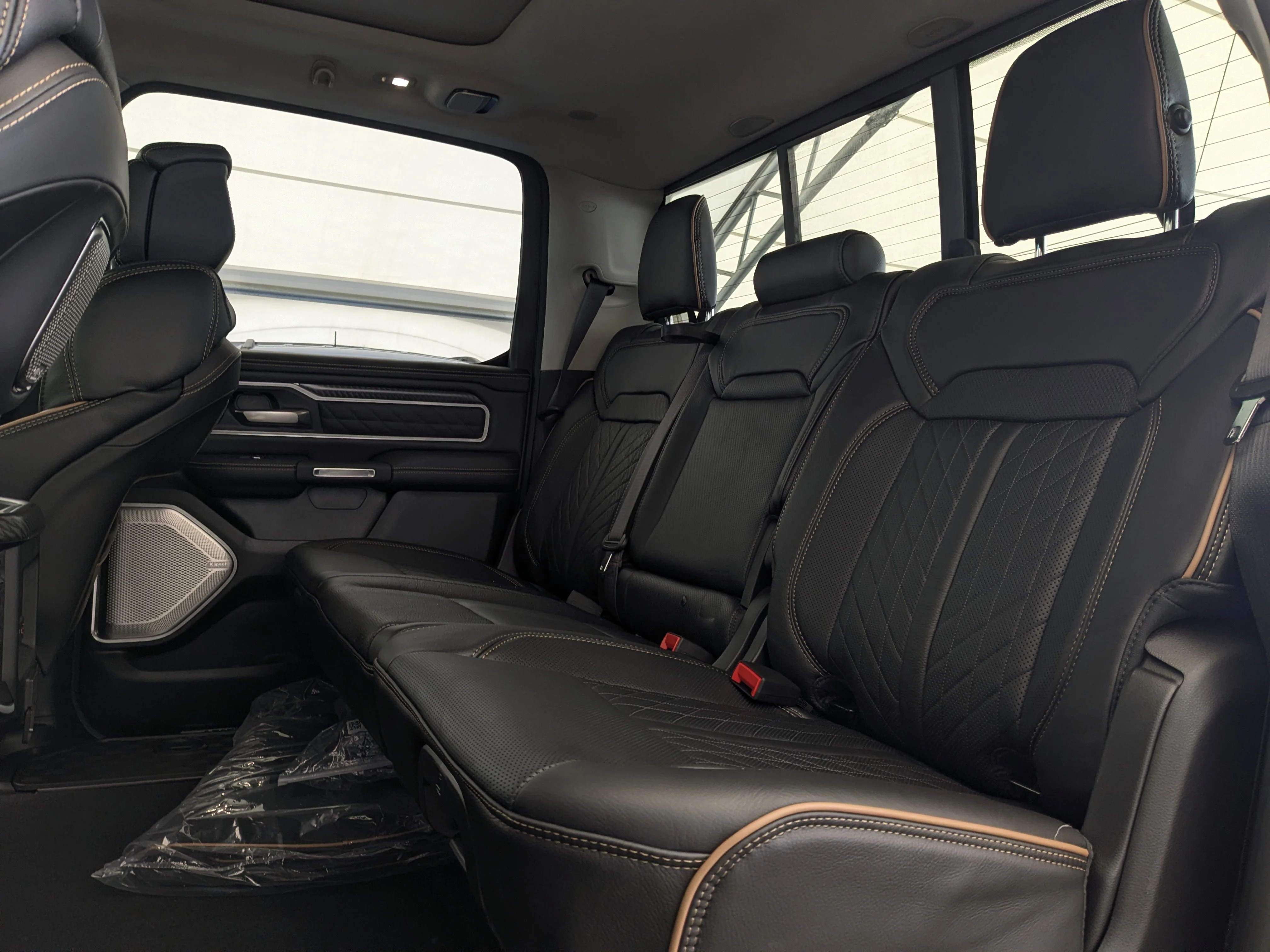 New 2026 Black RAM Tungsten - - 3.0L Hurricane HO T-Turbo - Prem Lthr Bucket Seats - E-Locker Axle & More! image 31