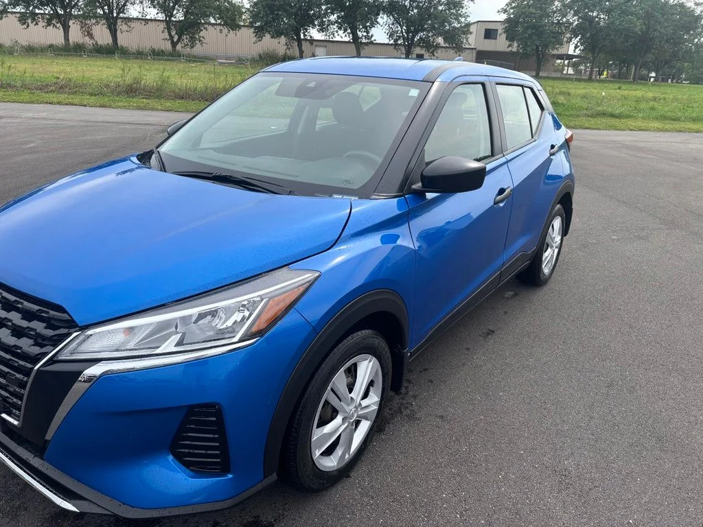 Used 2024 Electric Blue Metallic Nissan S image 2
