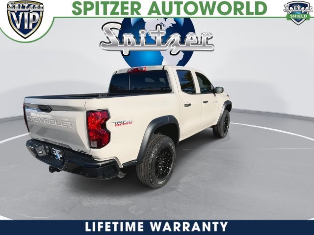 2026 Chevrolet Colorado photo 13 of 41