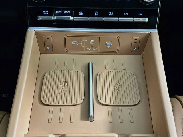 New 2027 White Hyundai Calligraphy image 19