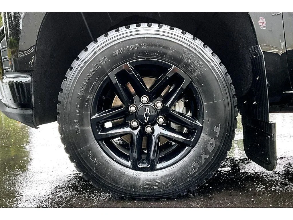 Used 2022  Chevrolet LT Trail Boss image 9
