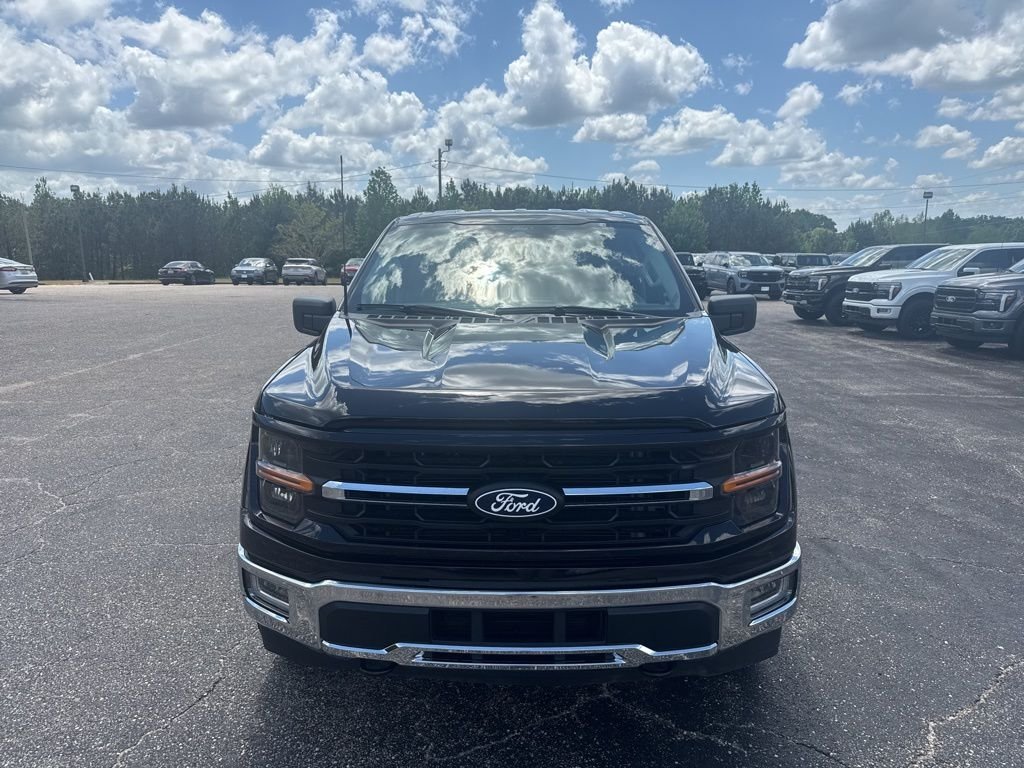Used 2025 Black Ford XLT image 15