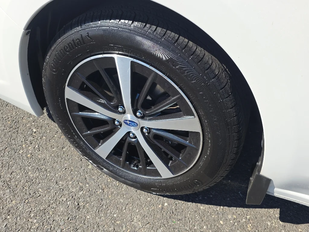 Used 2022 White Subaru Premium image 35