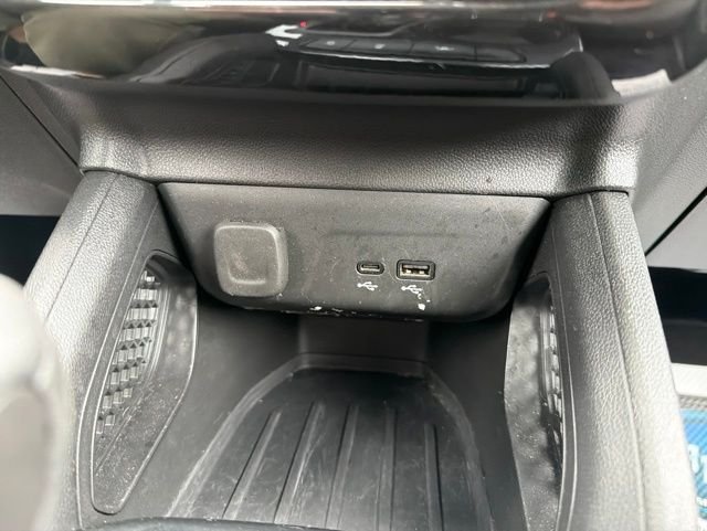 Used 2025 Gray Chevrolet LT image 23