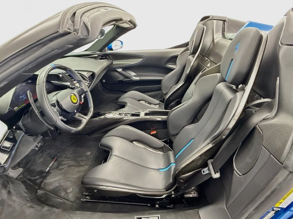 Used 2022 Blu Corsa Ferrari  image 26