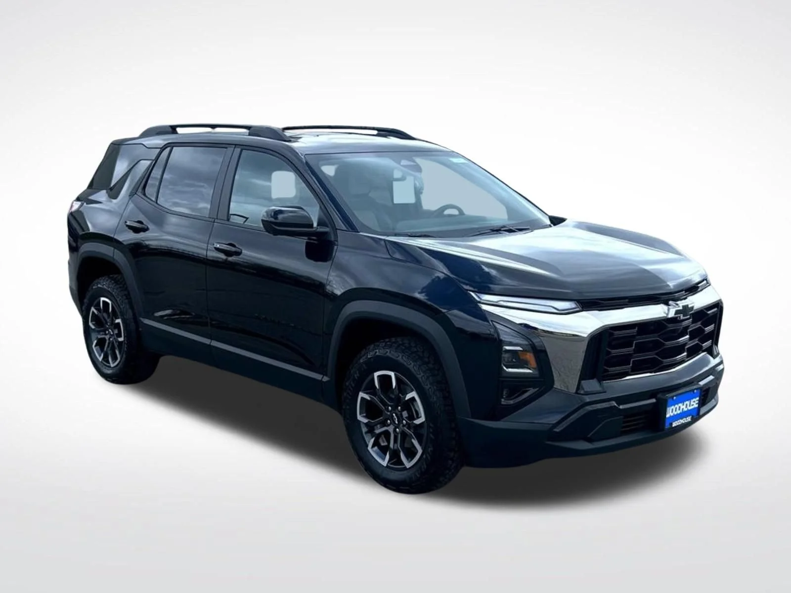 New 2026 Mosaic Black Metallic Chevrolet ACTIV image 4