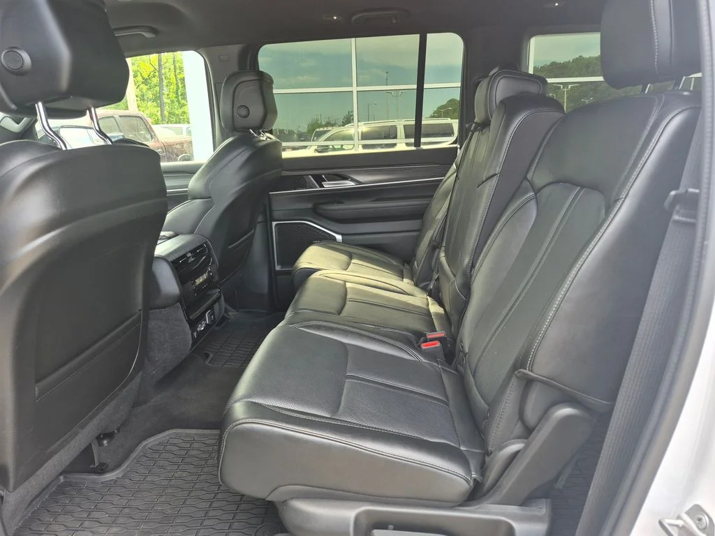 Used 2024 White Jeep Series II image 13