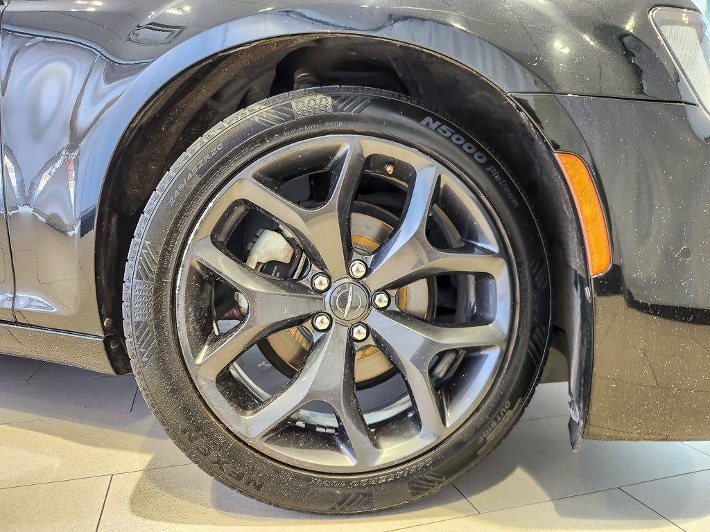 Used 2021 Gloss Black Chrysler S image 6