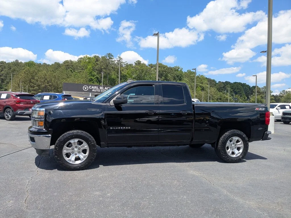 Used 2015 Black Chevrolet LT image 8