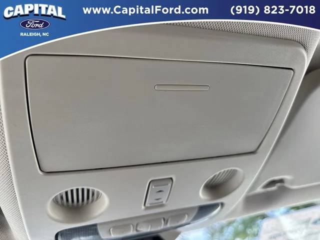 Used 2021  Ford SE image 32