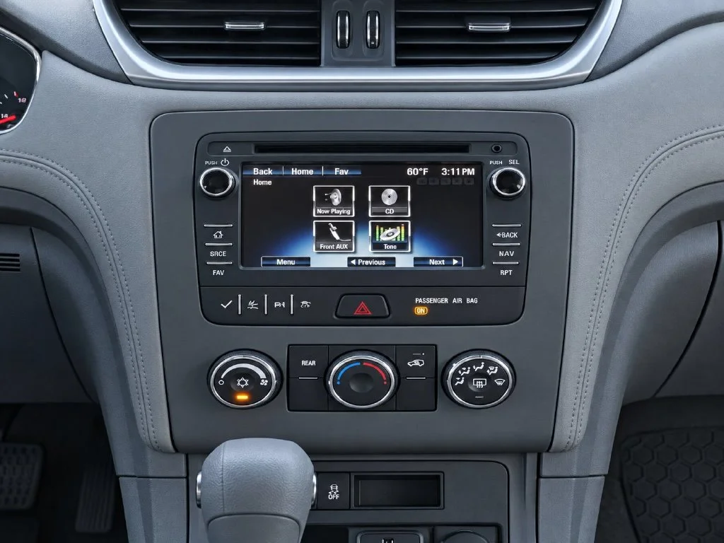 Used 2017 White Chevrolet LS image 26