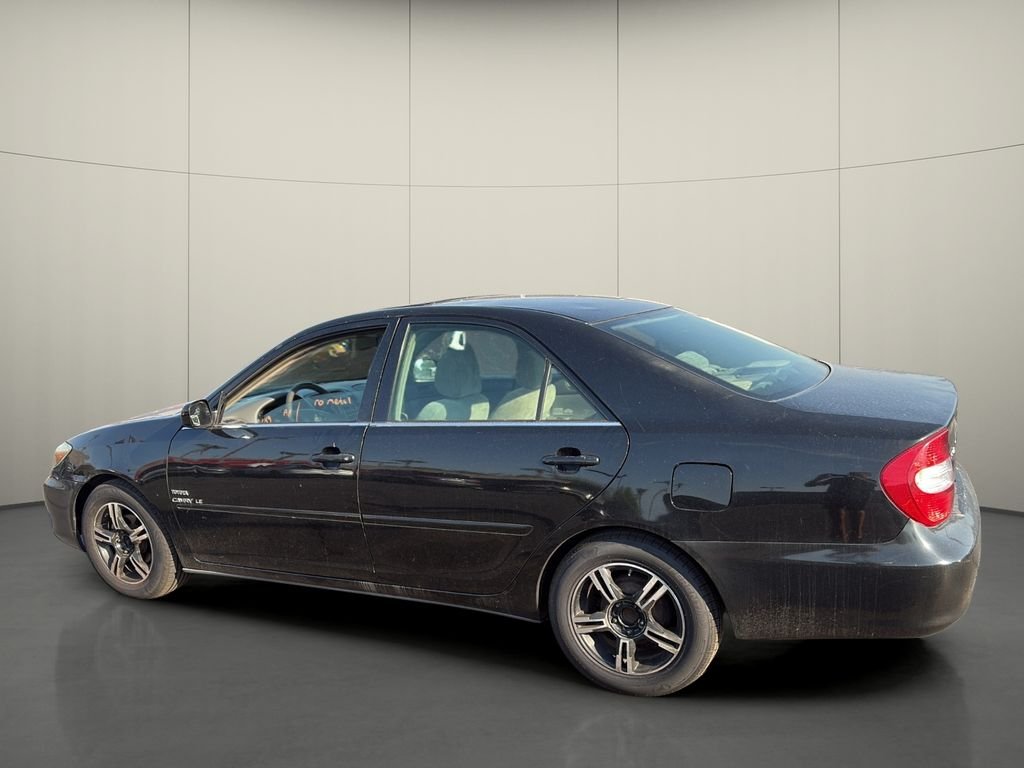 Used 2004 Black Toyota LE image 5