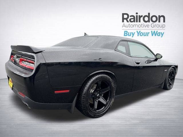 Used 2016 Pitch Black Clearcoat Dodge R/T Plus Shaker image 7