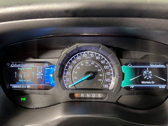 Used 2019 White Ford Lariat image 23