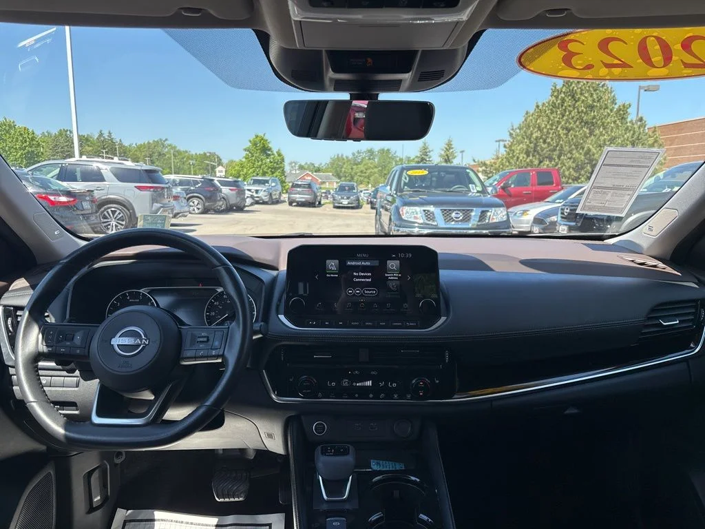 Used 2023 Gold Nissan SL image 16