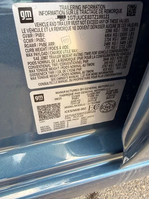 Used 2026  GMC Elevation image 3
